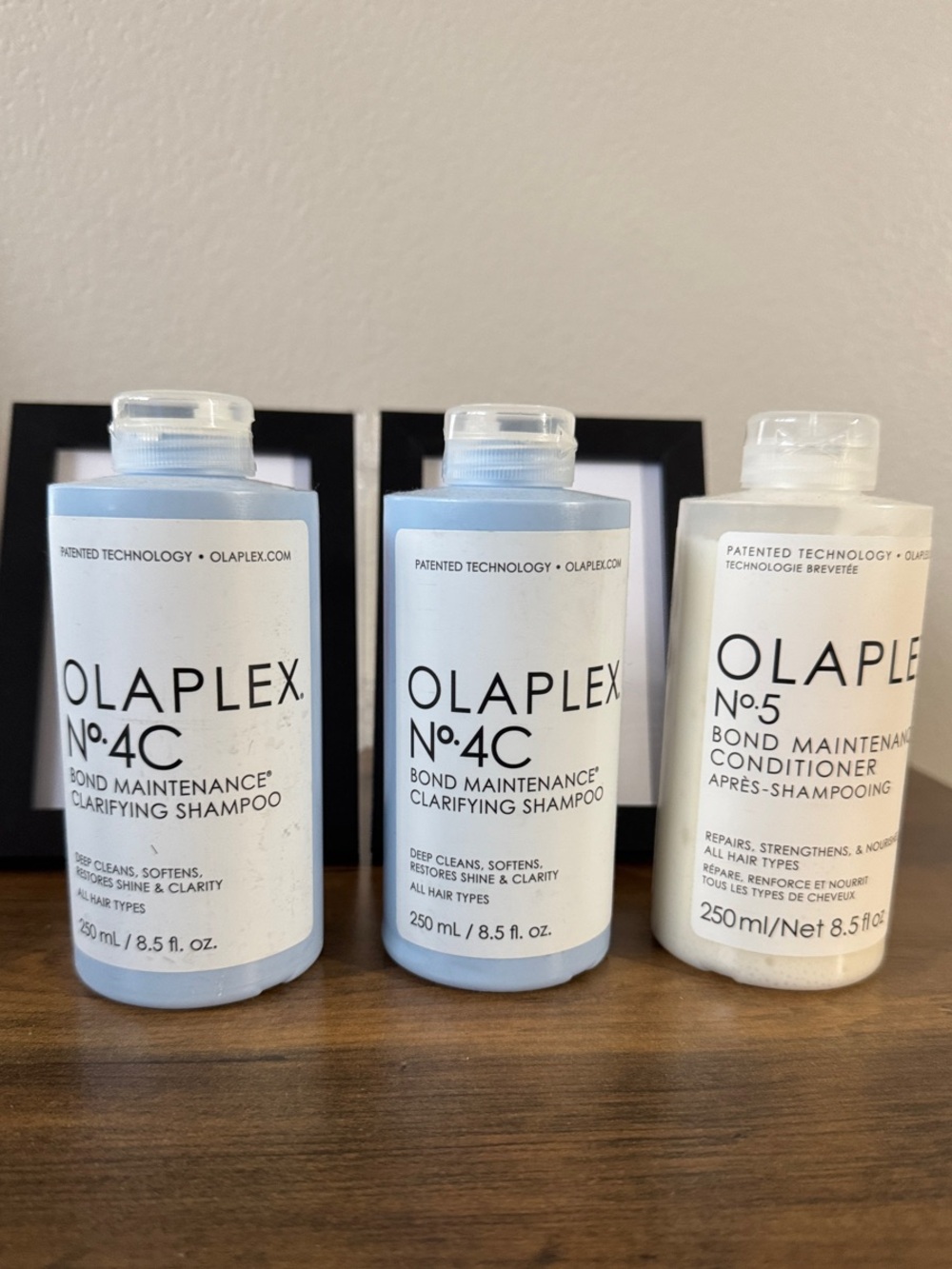 OLAPLEX No.4C & No.5 Set - Pale Blue & White